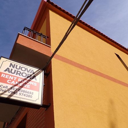 Nuova Aurora Rent Rooms 로칼루메라 외부 사진