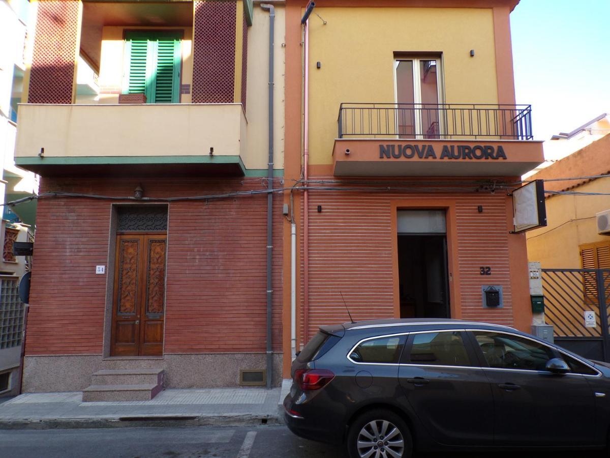 Nuova Aurora Rent Rooms 로칼루메라 외부 사진